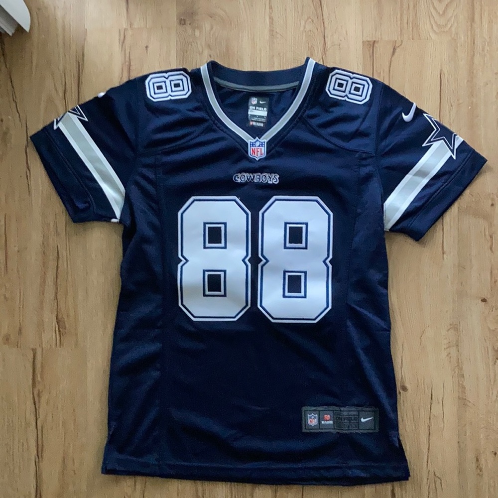 NFL DALLAS COWBOYS NIKE size small, great game shirt